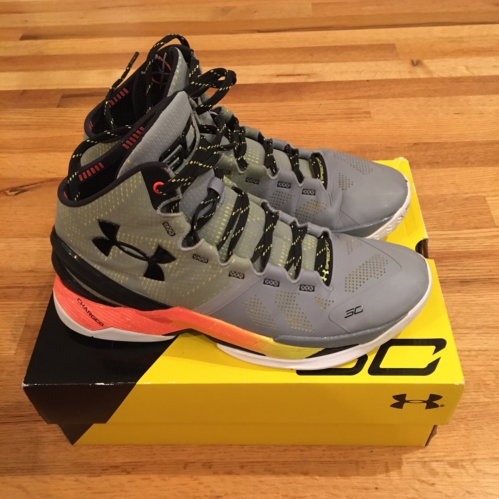 Mens UA Curry 2 Basketball Shoes